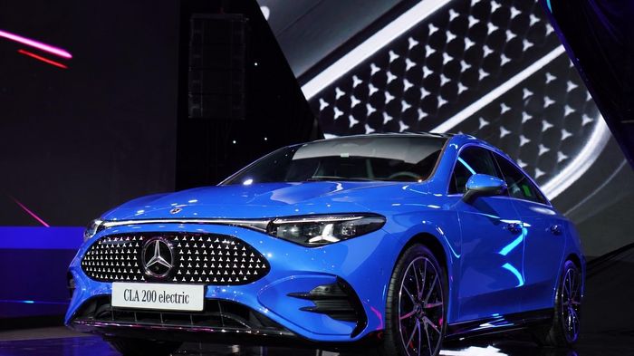 Cận cảnh CLA 200 - sedan thuần điện rẻ nhất của Mercedes-Benz
