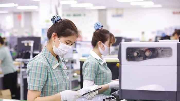 Xuất nhập khẩu Việt Nam lần đầu vượt 1.000 tỷ USD