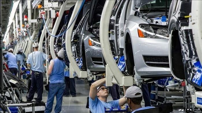 C&aacute;c 'g&atilde; khổng lồ' &ocirc; t&ocirc; Đức cắt giảm h&agrave;ng loạt nh&acirc;n sự cấp cao